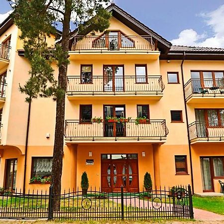 Villa Carmen Мендзиводзе Екстер'єр фото
