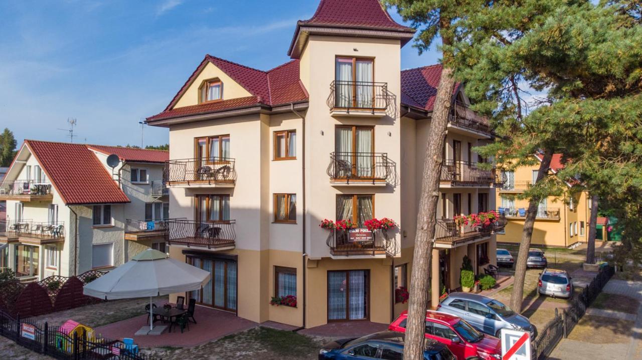 Villa Carmen Мендзиводзе Екстер'єр фото